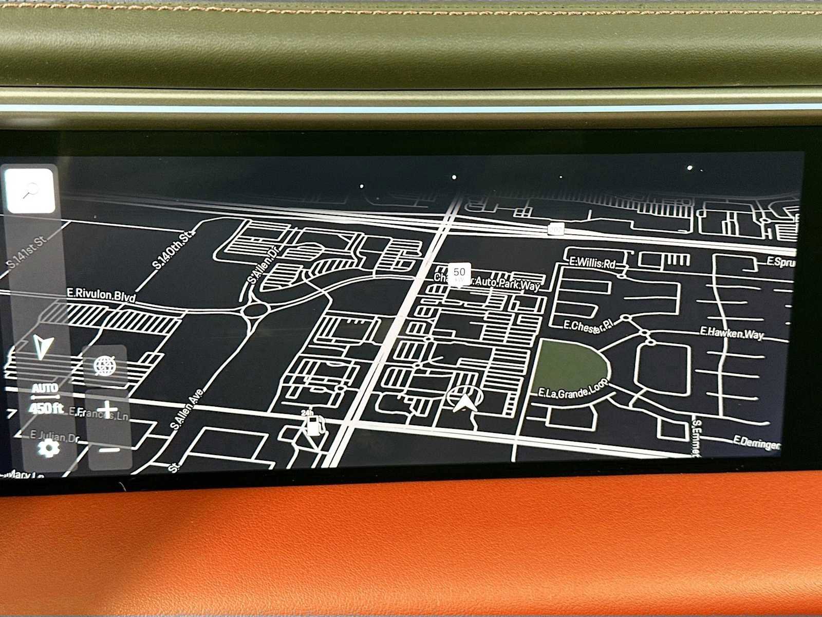 Certified 2024 Porsche Macan 4 Electric image 16