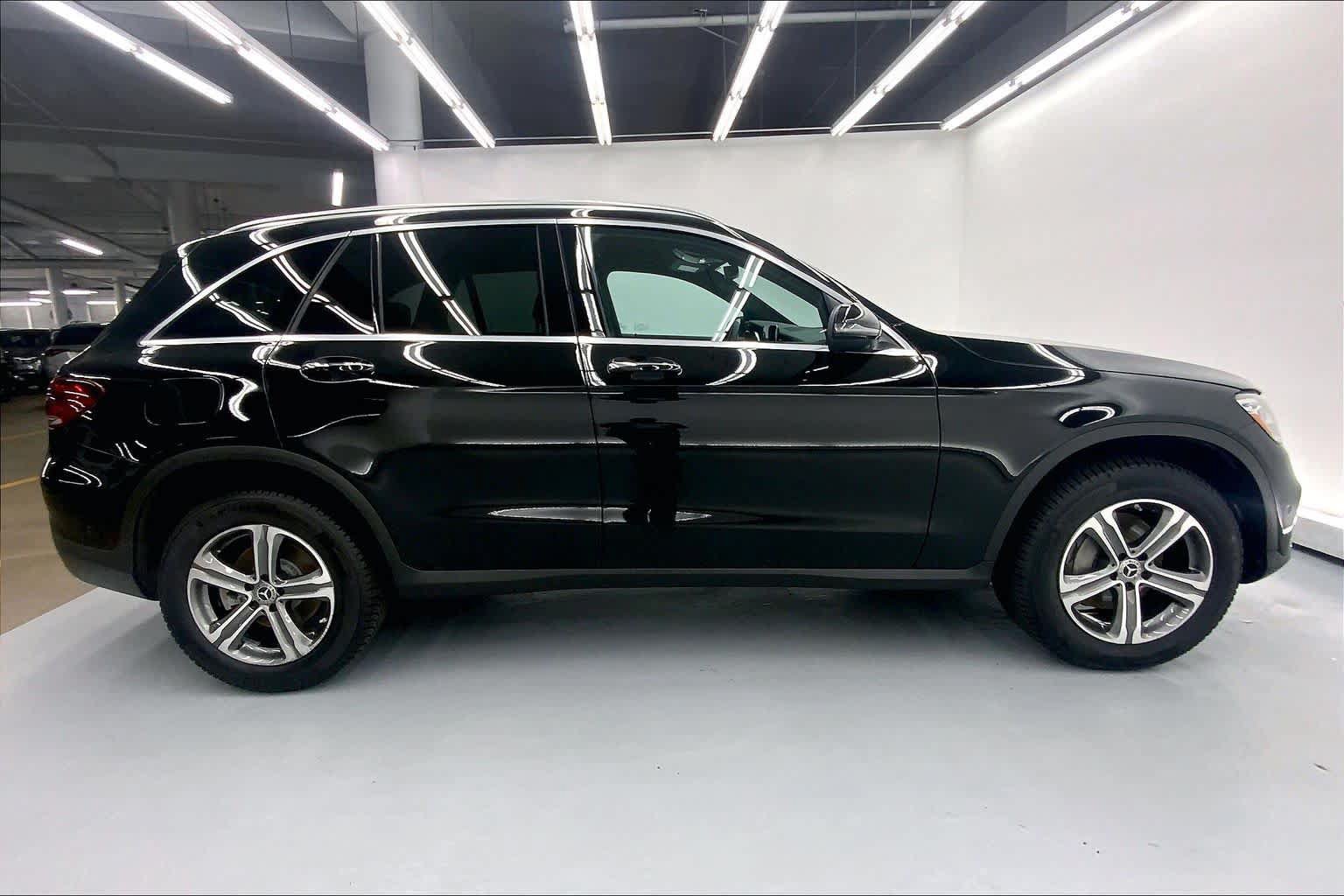 Certified 2022 Mercedes-Benz GLC 300 image 5