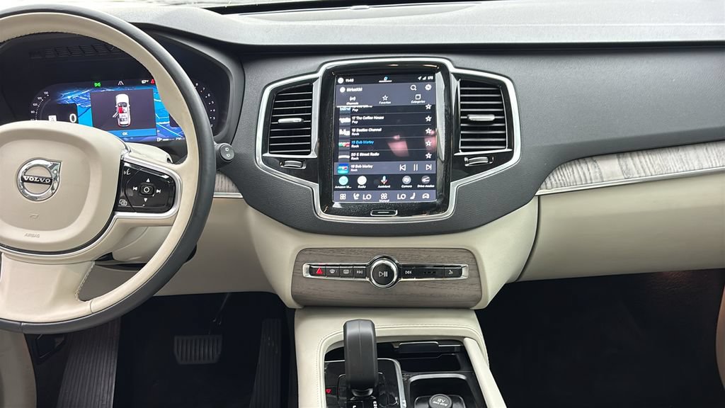 Certified 2024 Volvo XC90 B6 Plus AWD/4WD image 6