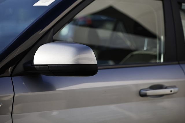 Used 2025 Hyundai Venue SEL FWD image 10