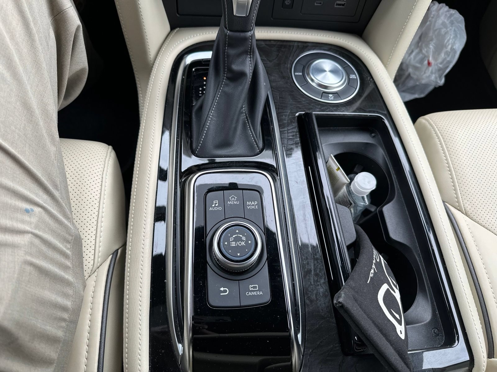 Certified 2022 INFINITI QX80 Sensory w/ Cargo Package RWD image 13