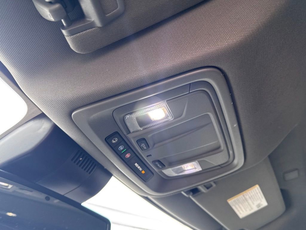Used 2024 Chevrolet Silverado 2500 LT w/ Convenience Package image 26