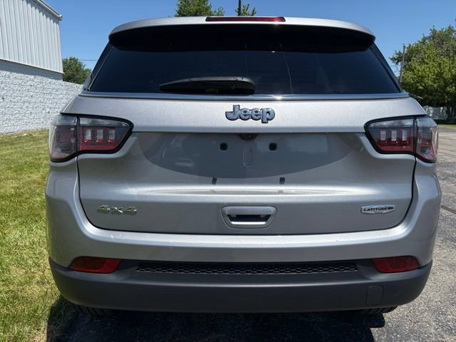 Used 2022 Jeep Compass Latitude AWD/4WD image 13