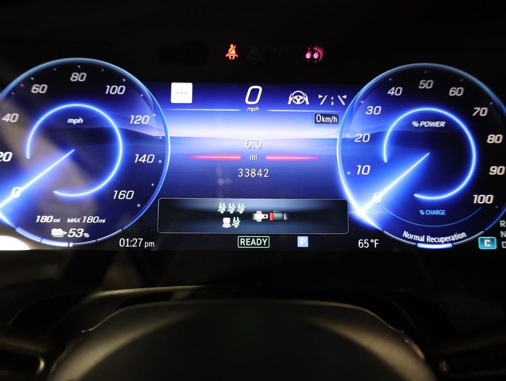 Used 2023 Mercedes-Benz EQS 580 4MATIC SUV w/ Exclusive Trim Package image 12