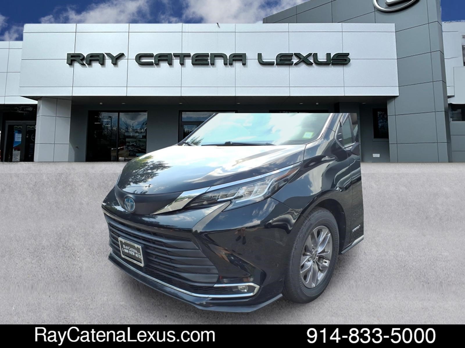 Used 2021 Toyota Sienna XLE w/ XLE Plus Package AWD/4WD image 7