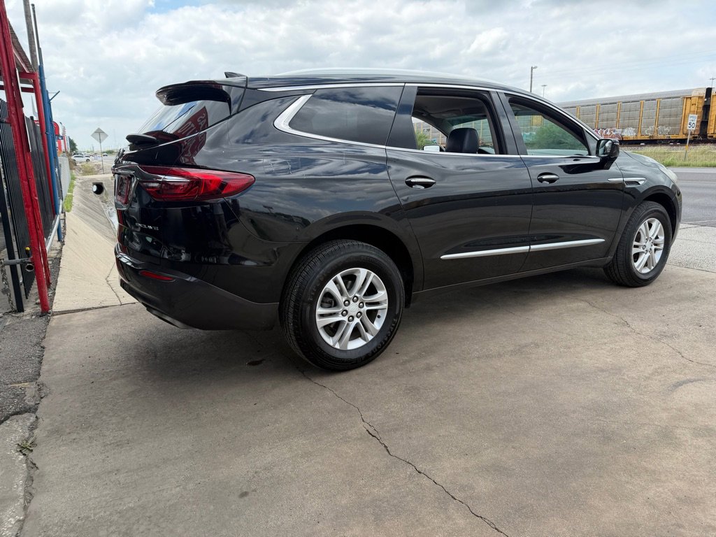Used 2018 Buick Enclave Essence w/ Trailering Package FWD image 10
