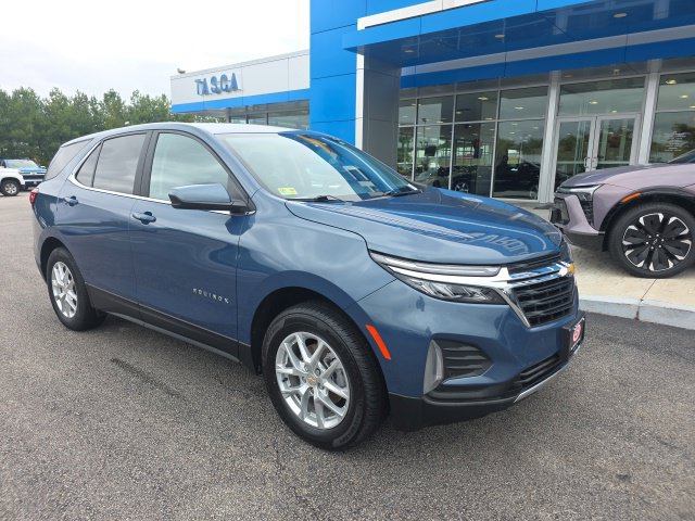 Used 2024 Chevrolet Equinox LT AWD/4WD image 1