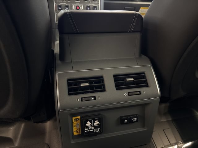 Used 2024 INEOS Grenadier AWD/4WD image 26