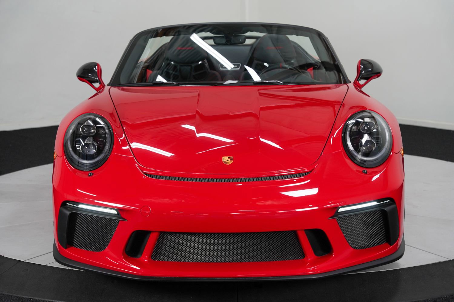 Used 2019 Porsche 911 Speedster RWD image 11