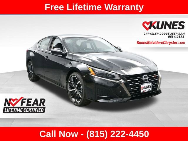 Used 2025 Nissan Altima 2.5 SR image 1
