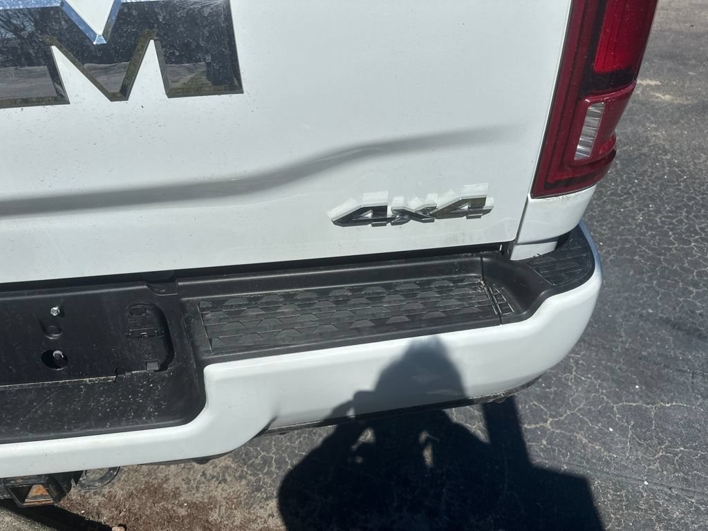 Used 2026 RAM 2500 Laramie AWD/4WD image 23
