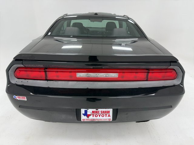 Used 2013 Dodge Challenger R/T image 39