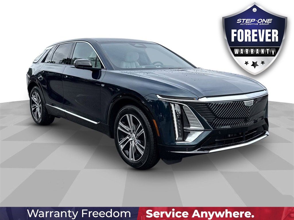 New 2025 Cadillac Lyriq Luxury