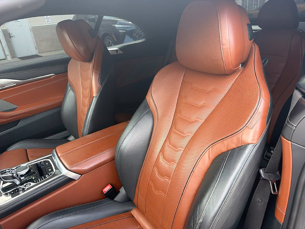 Used 2024 BMW M850i xDrive Convertible AWD/4WD image 10