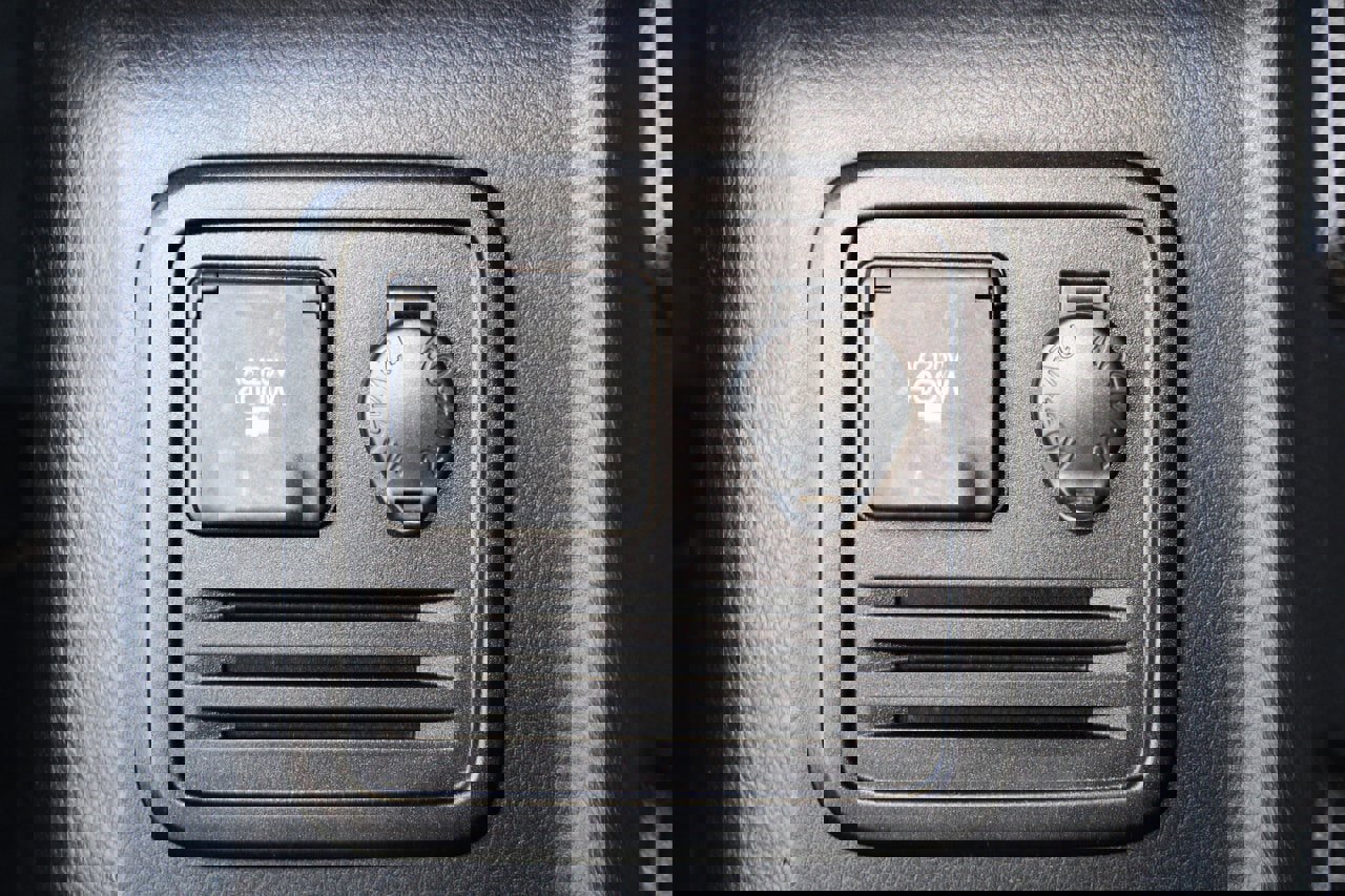 Used 2019 Toyota 4Runner TRD Off-Road Premium image 13