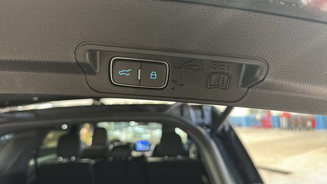 Used 2023 Ford Explorer Timberline w/ Timberline Technology Package AWD/4WD image 38
