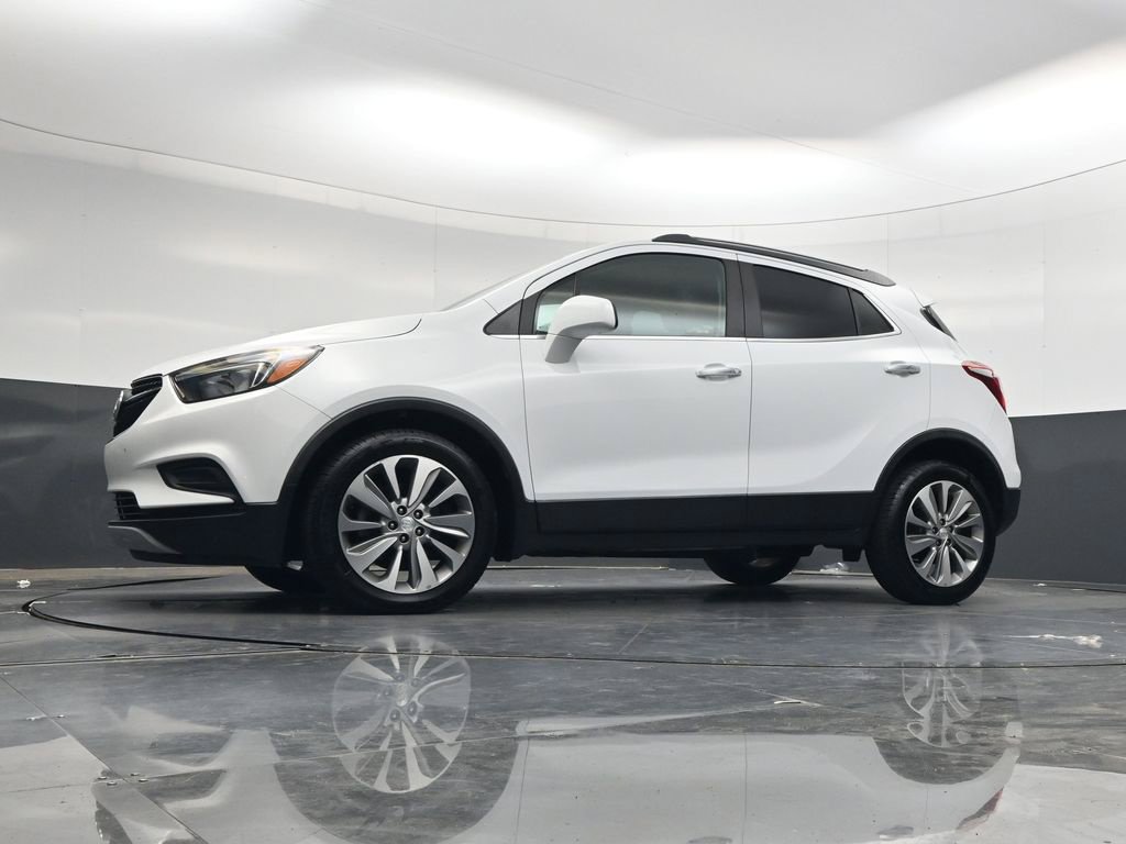 Used 2020 Buick Encore Preferred FWD image 37