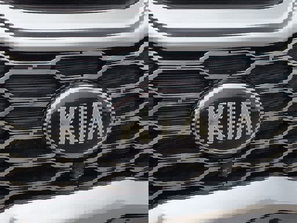 Used 2020 Kia Telluride SX w/ Towing Package image 12