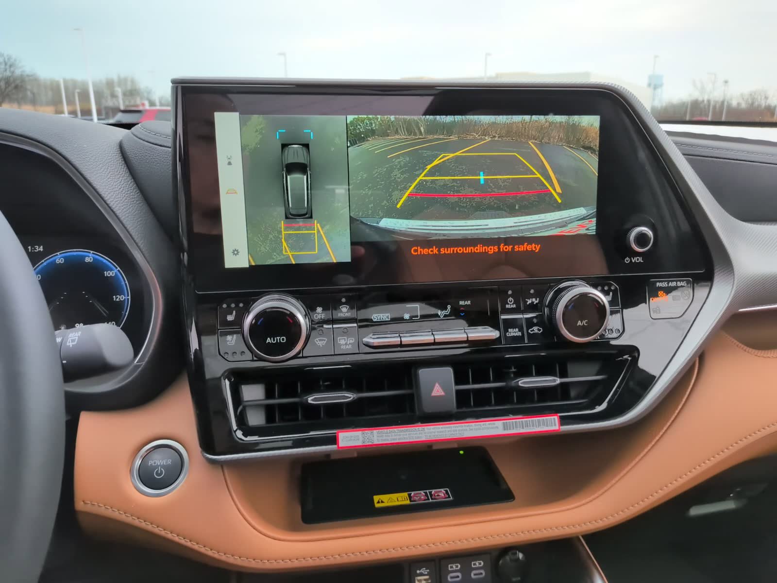 New 2026 Toyota Highlander Platinum image 25