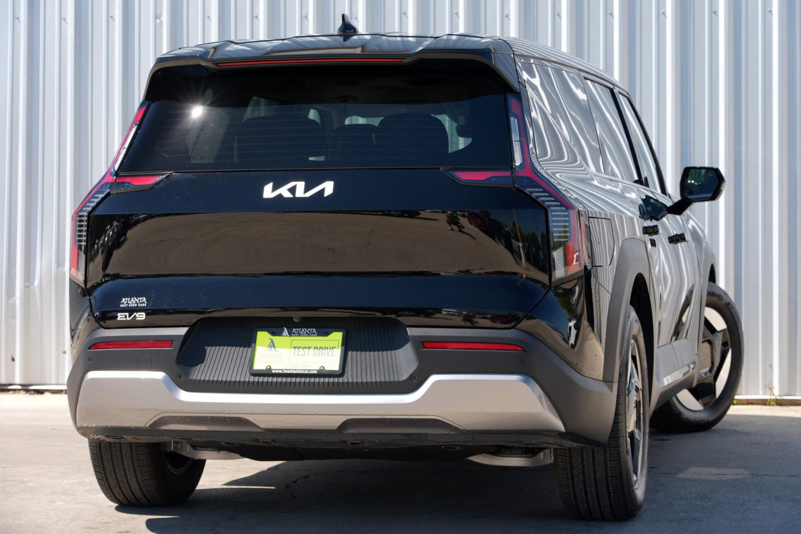 Used 2025 Kia EV9 Light Long Range image 4