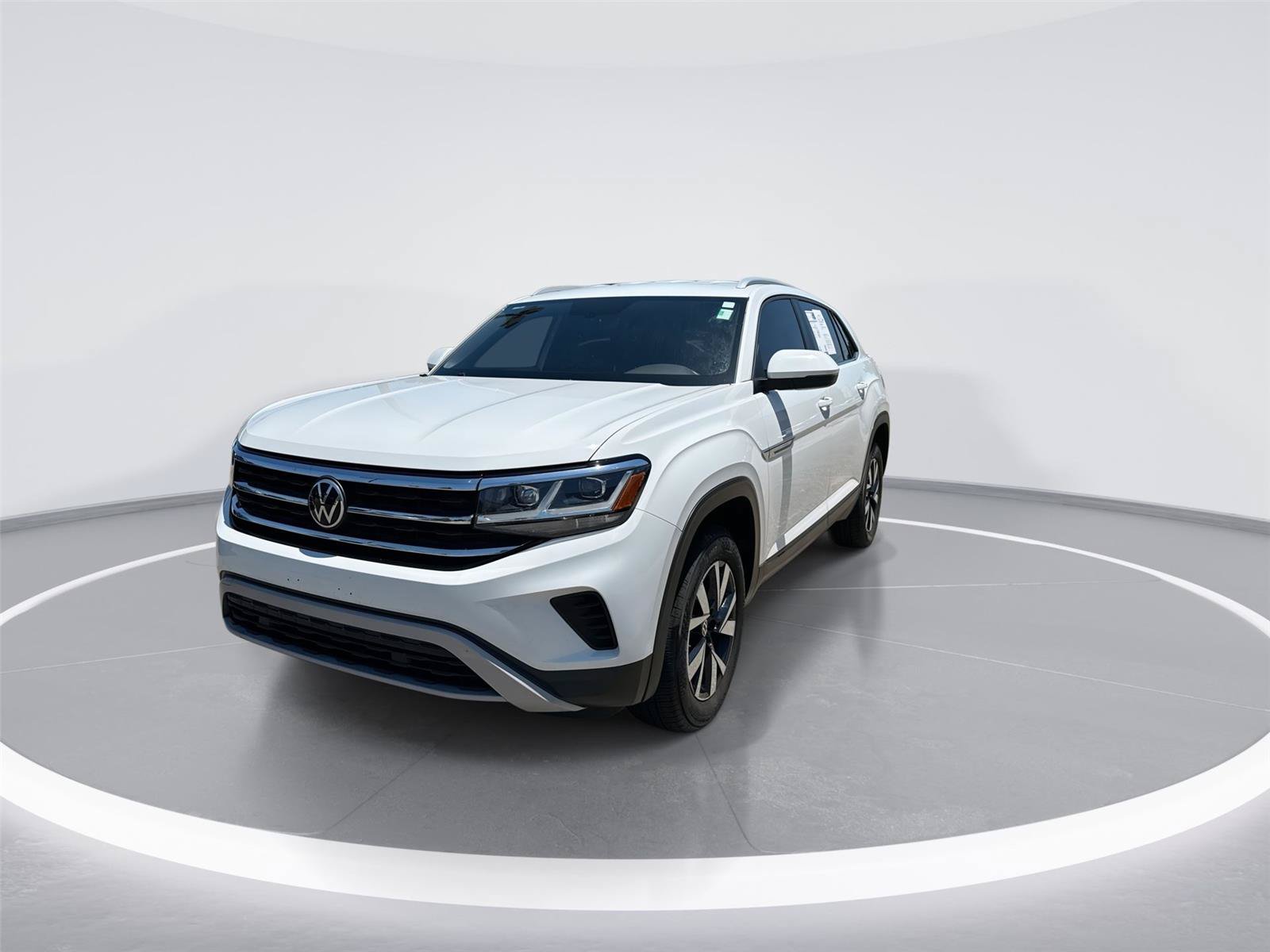 Used 2020 Volkswagen Atlas Cross Sport SE AWD/4WD image 4
