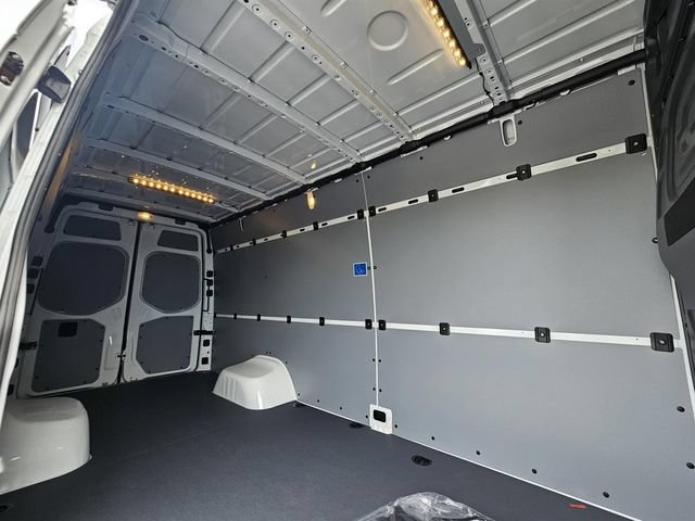 New 2026 Mercedes-Benz Sprinter 3500 image 13