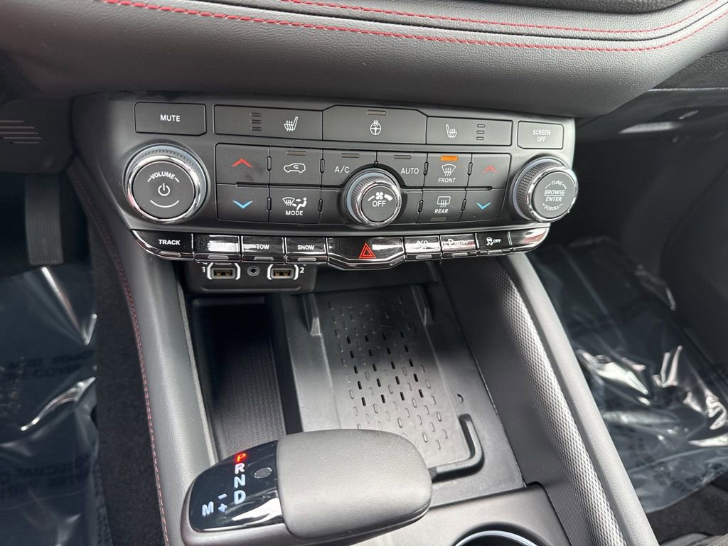 New 2026 Dodge Durango GT w/ Tow 'N Go Package AWD/4WD image 32