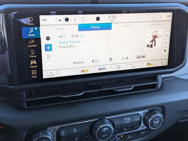 New 2026 Jeep Gladiator Sport image 22