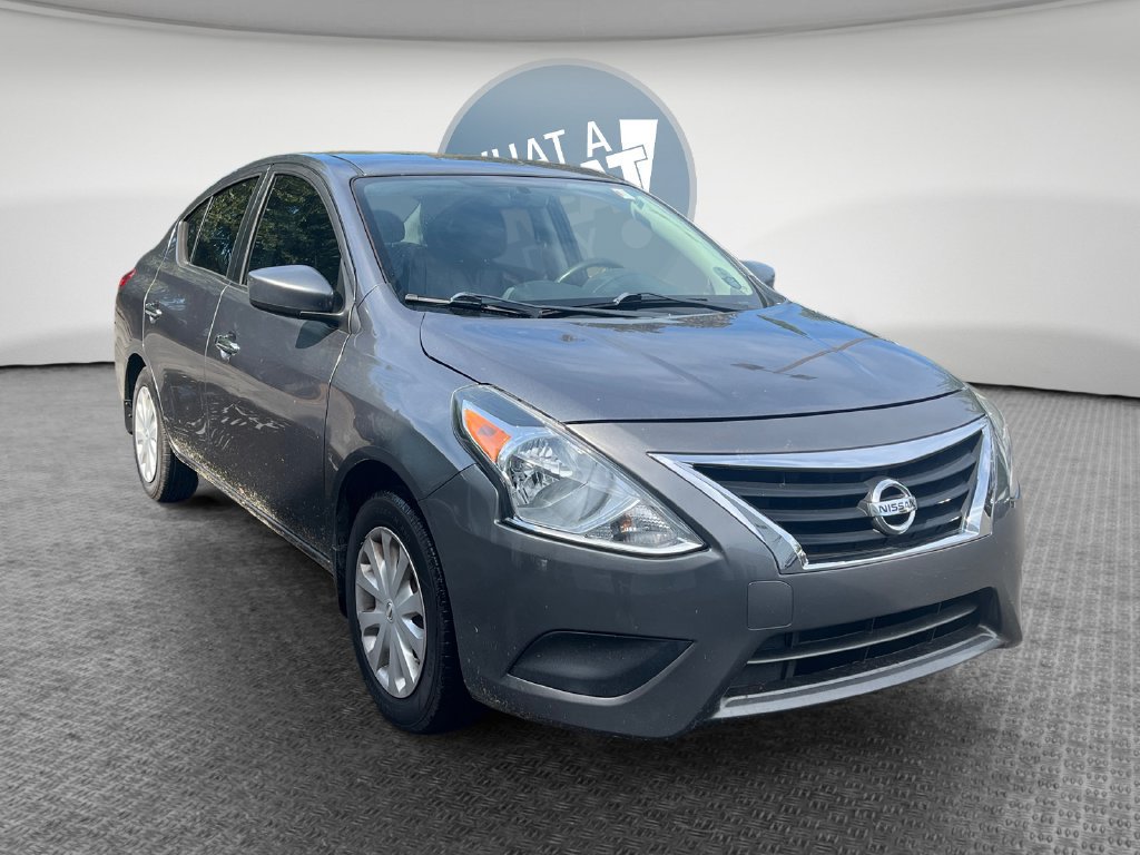 Used 2019 Nissan Versa SV FWD image 1