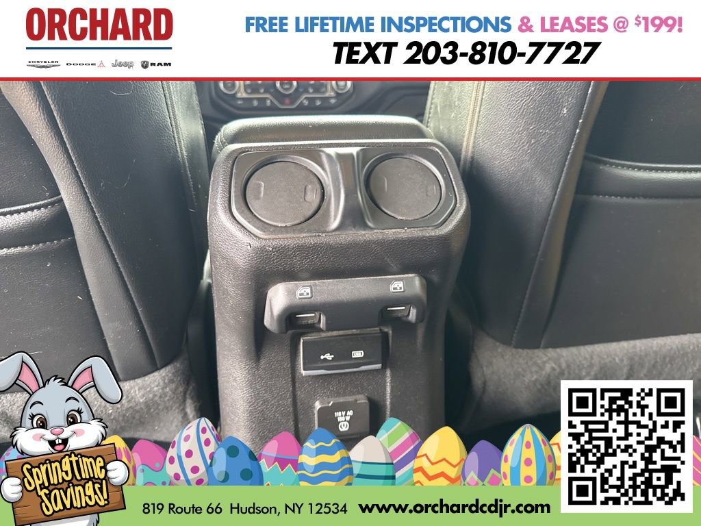 Used 2019 Jeep Wrangler Unlimited Sahara w/ Dual Top Group AWD/4WD image 20