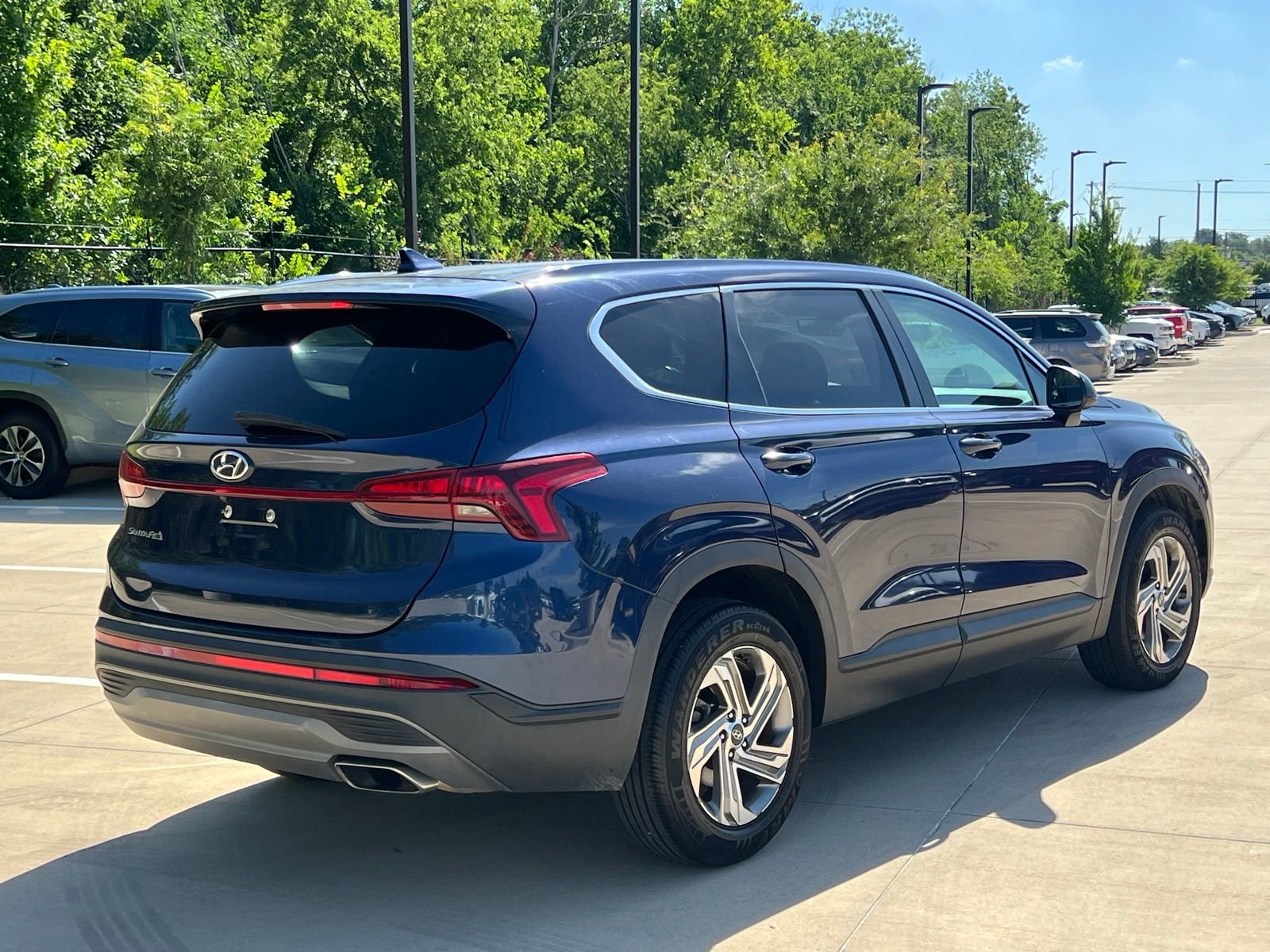 Used 2021 Hyundai Santa Fe SE FWD image 11