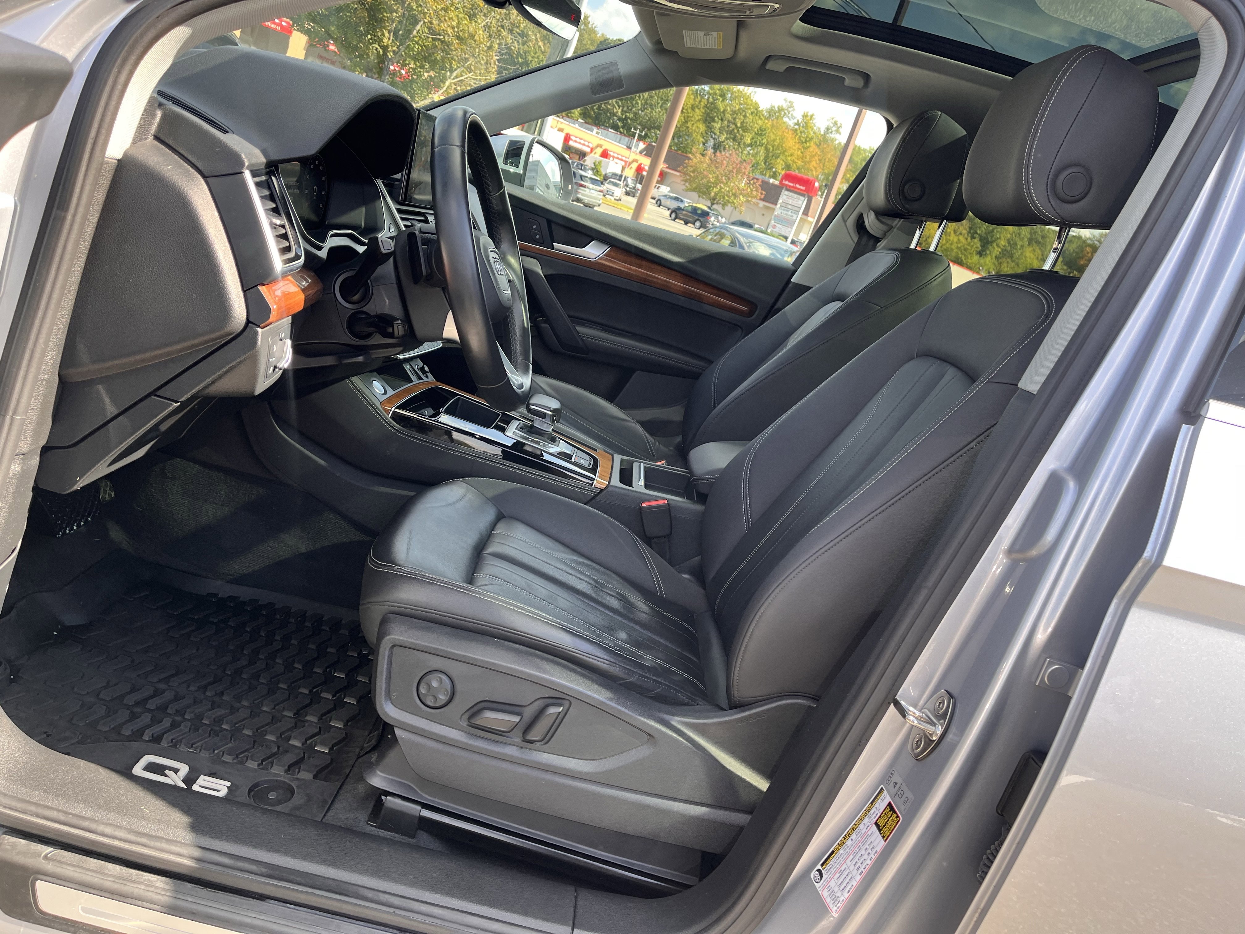 Certified 2022 Audi Q5 2.0T Premium Plus AWD/4WD image 6