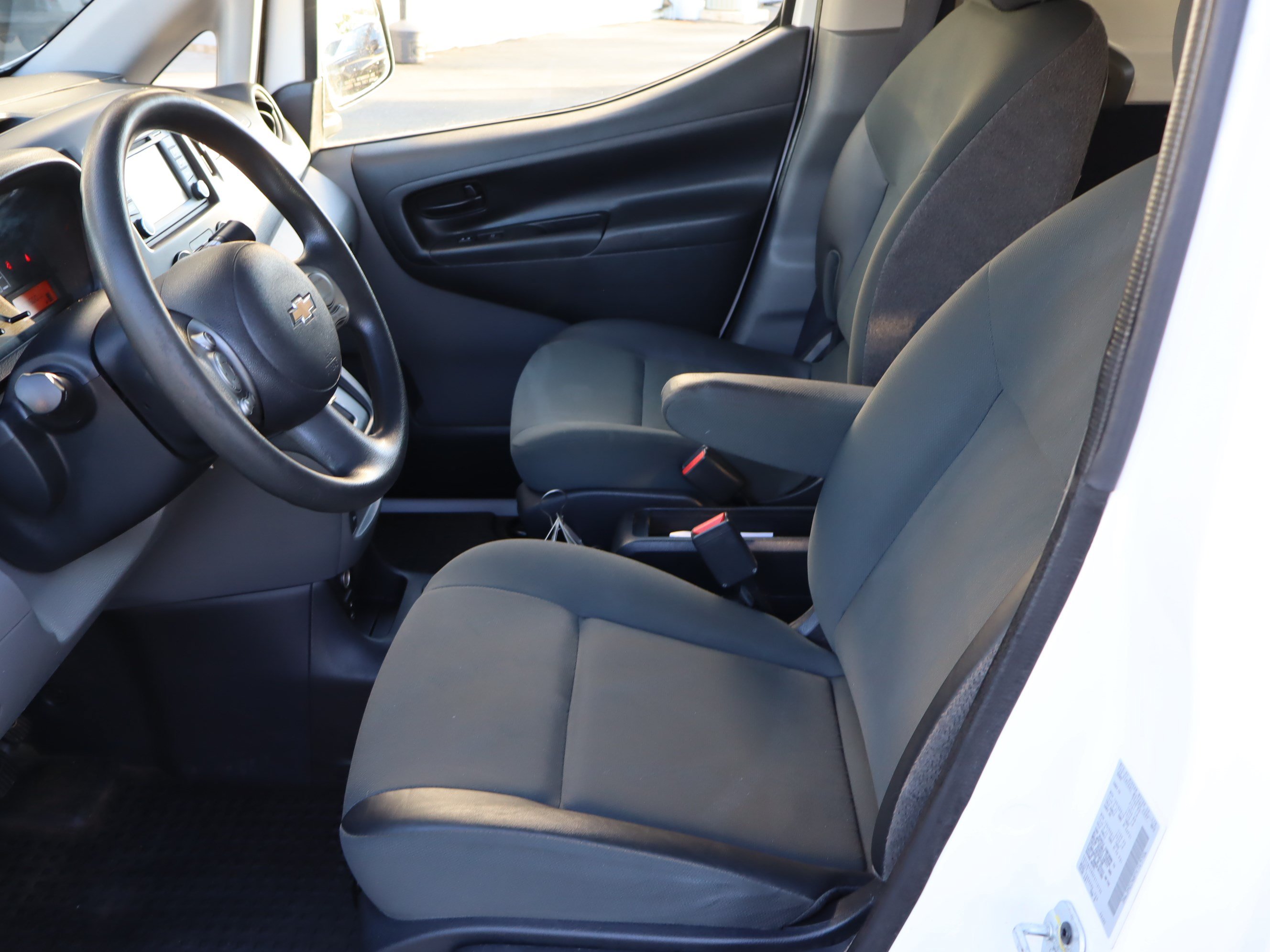Used 2015 Chevrolet City Express LT w/ Technology Package FWD image 15