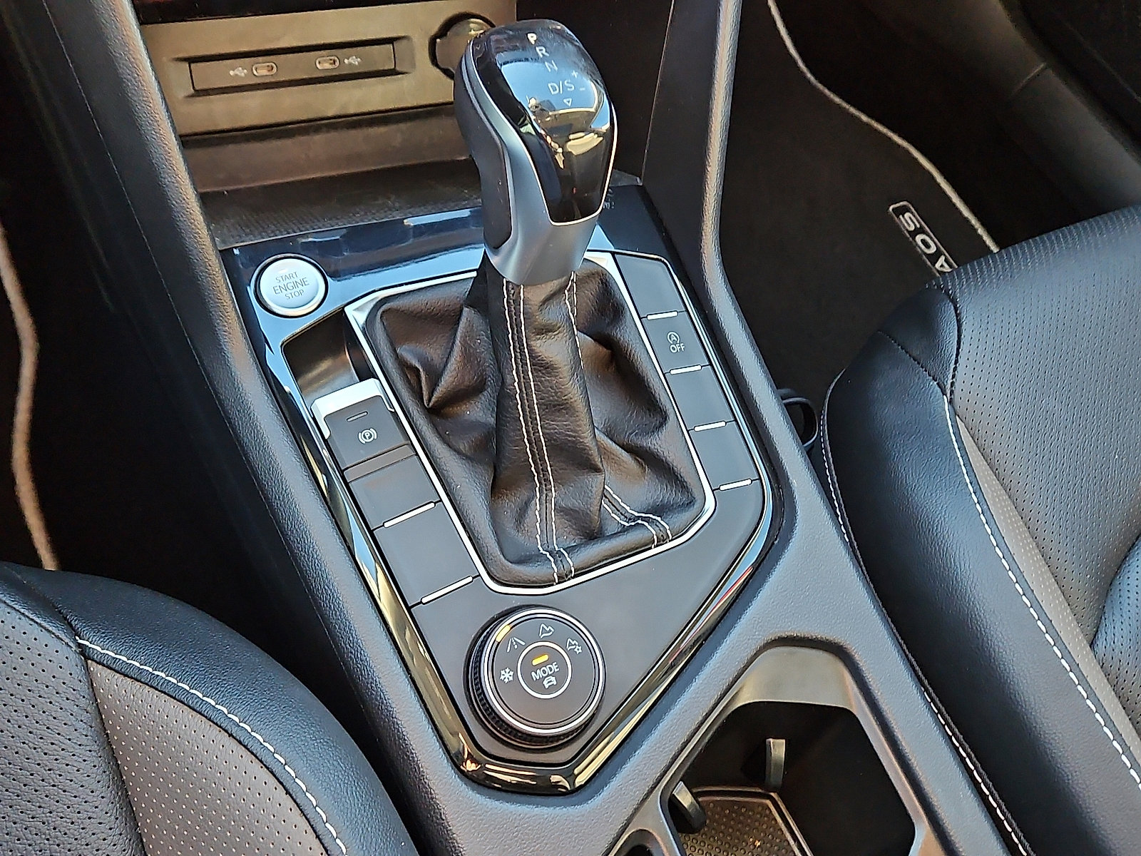 Certified 2023 Volkswagen Taos SEL image 14