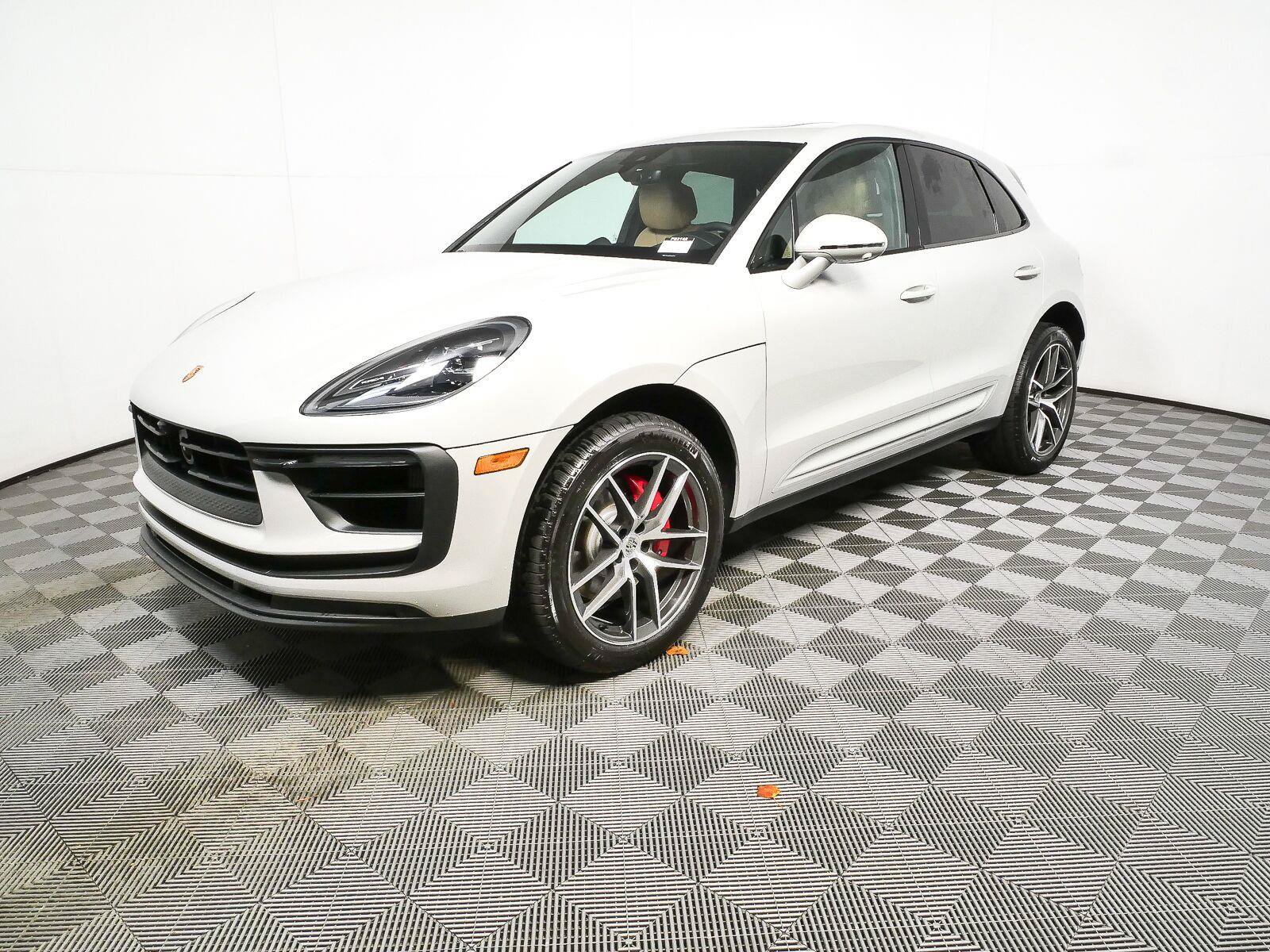 New 2026 Porsche Macan S AWD/4WD video 1