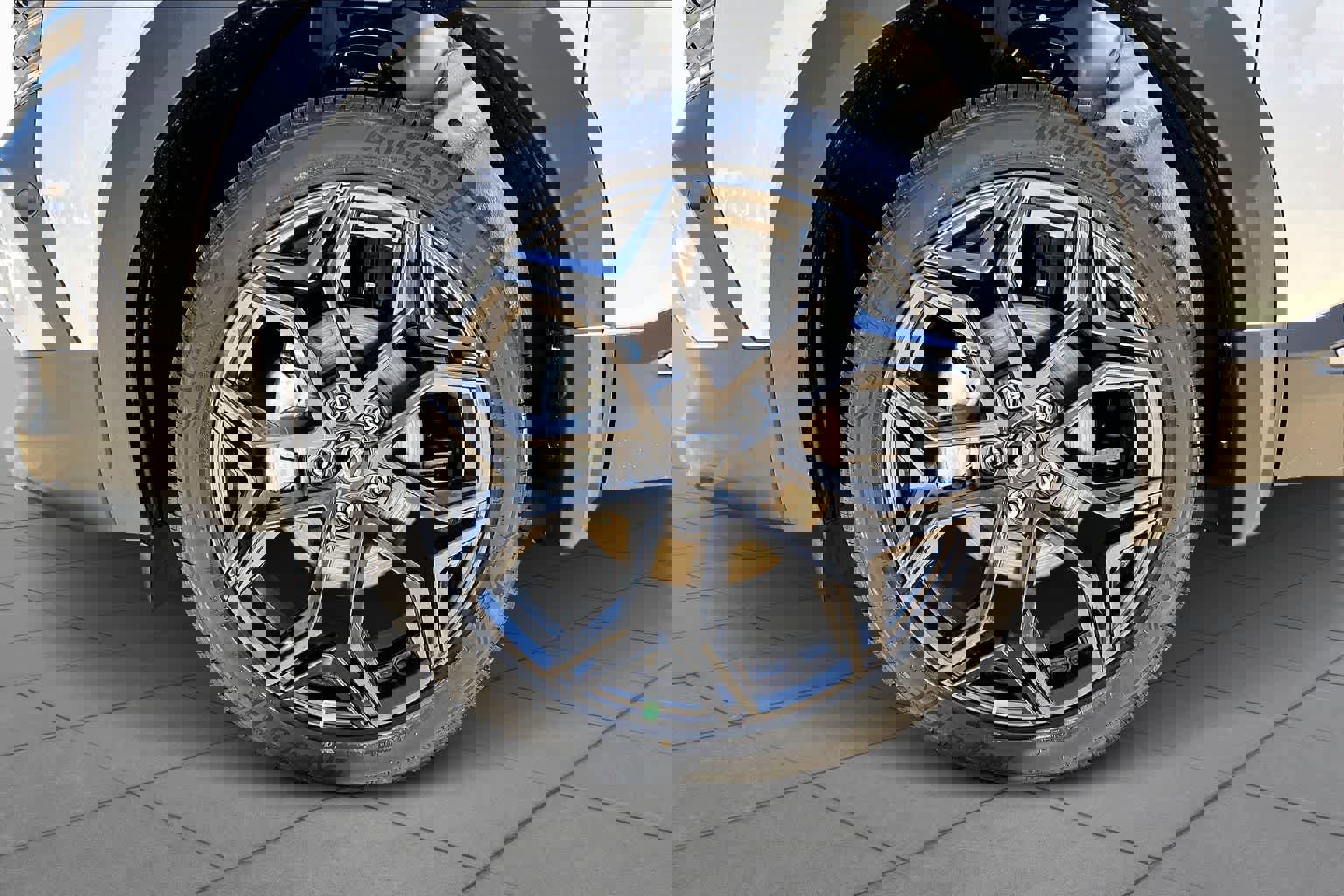 New 2026 Nissan Kicks SR w/ SR Premium Package image 8