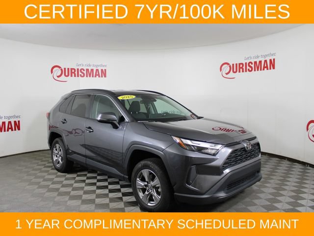 Used 2025 Toyota RAV4 XLE AWD/4WD image 9