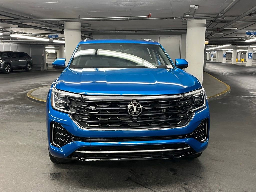 Used 2025 Volkswagen Atlas Cross Sport SEL Premium R-Line image 33