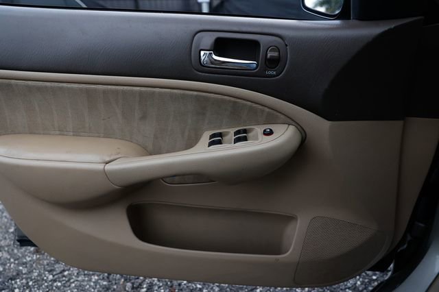 Used 2004 Honda Civic LX image 43