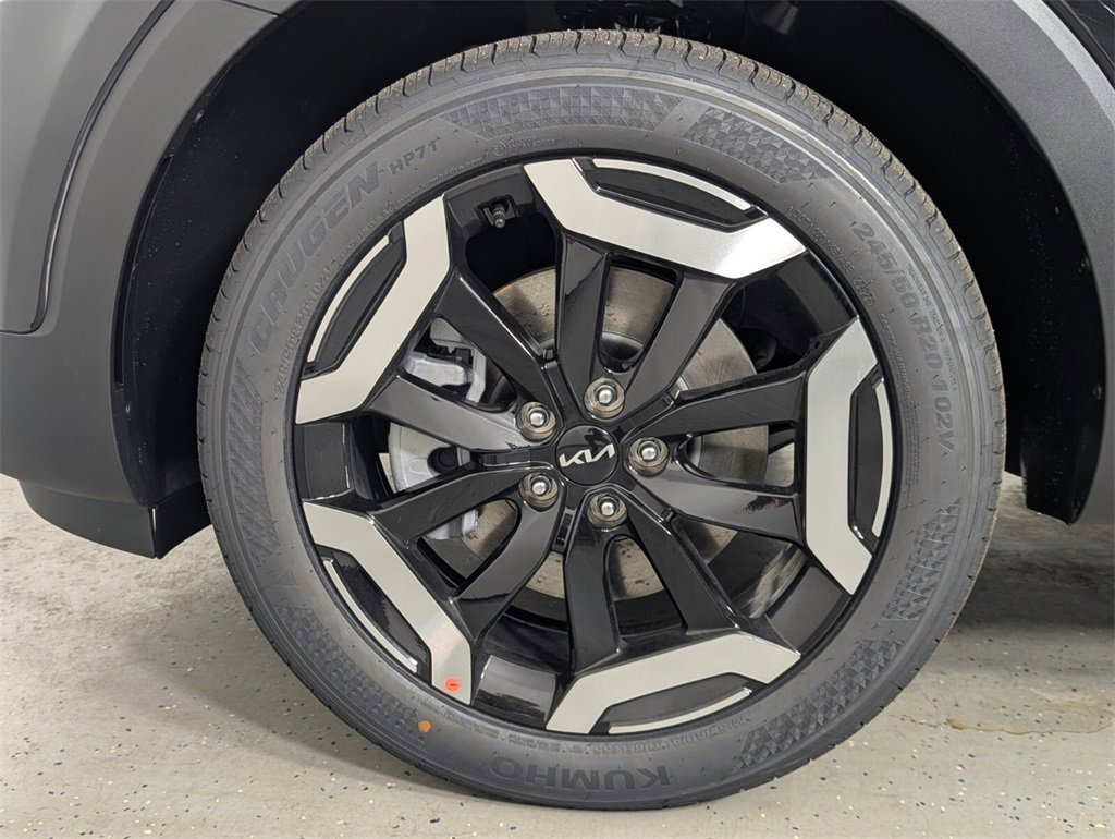 New 2025 Kia Telluride S image 9