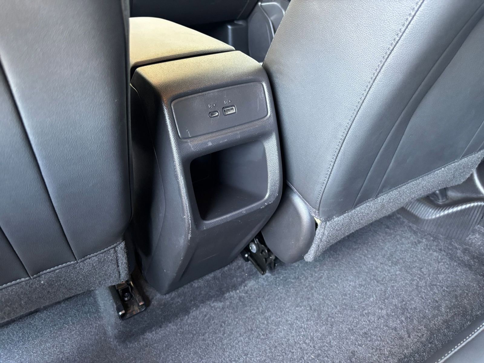 Used 2025 Chevrolet Trax LT FWD image 22