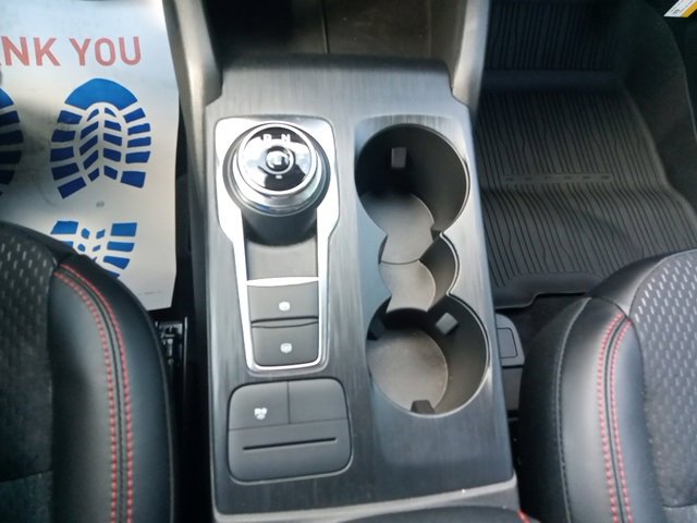 New 2025 Ford Escape ST-Line Elite image 27