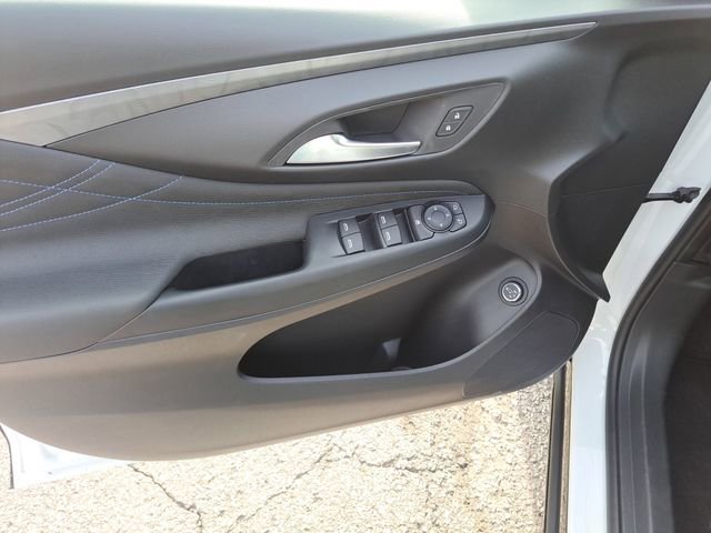 New 2026 Buick Envista Sport Touring w/ Convenience I Package FWD image 15