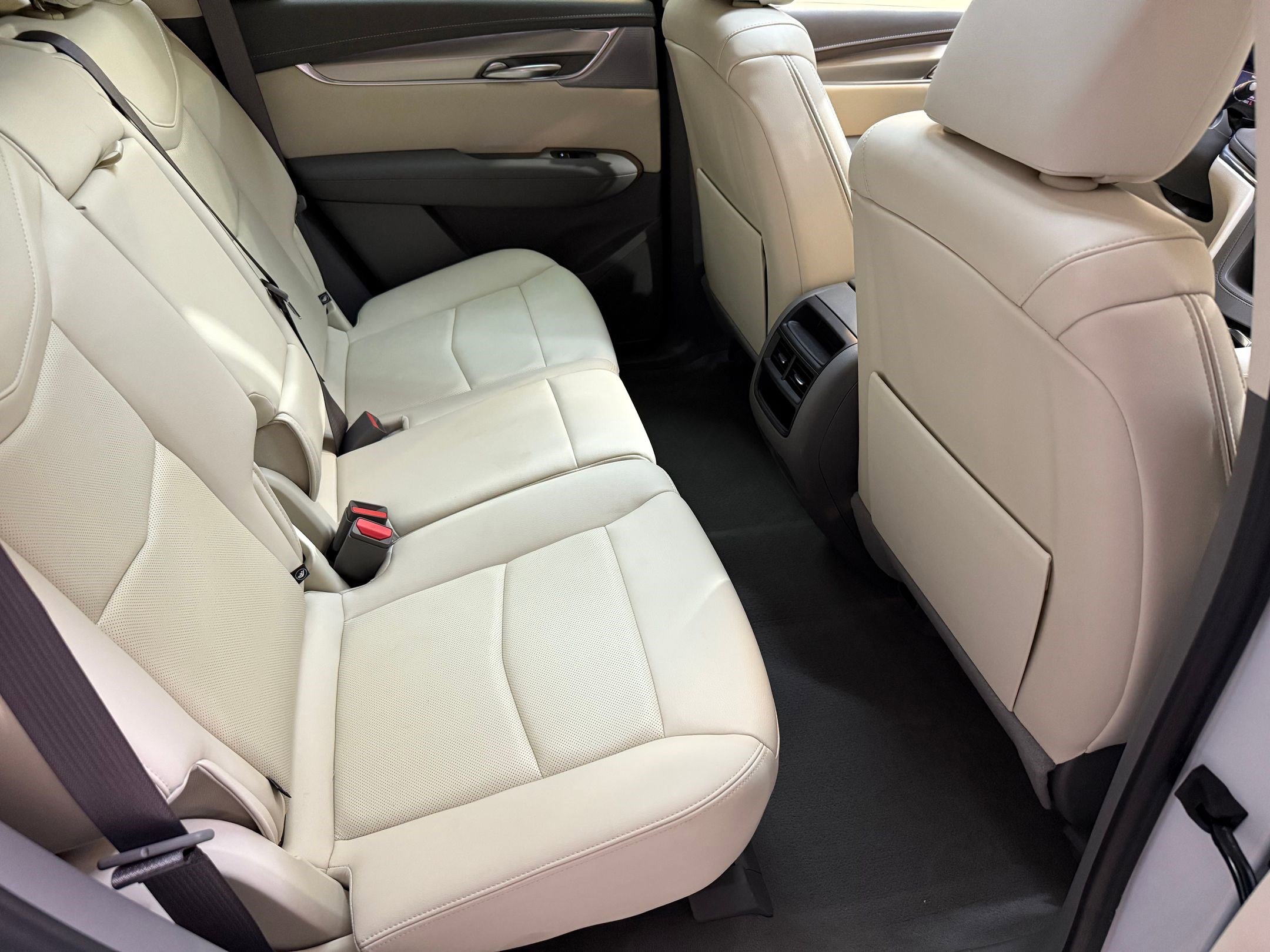 Certified 2023 Cadillac XT5 Premium Luxury image 47