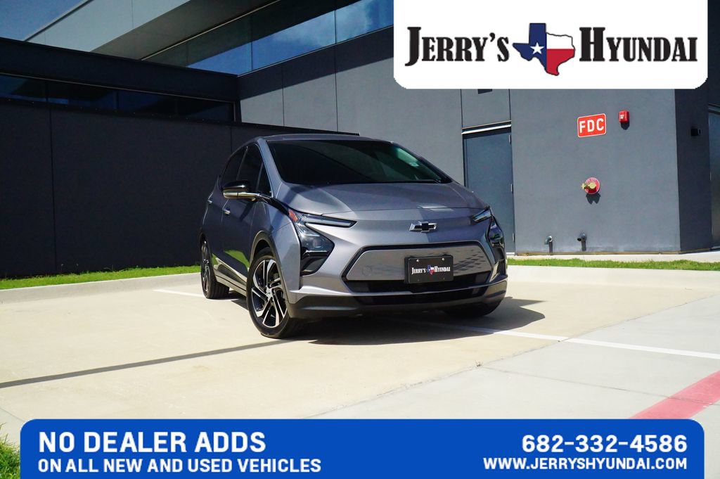 Used 2023 Chevrolet Bolt LT FWD video 1