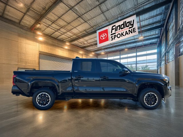 Certified 2025 Toyota Tacoma SR5 AWD/4WD image 4