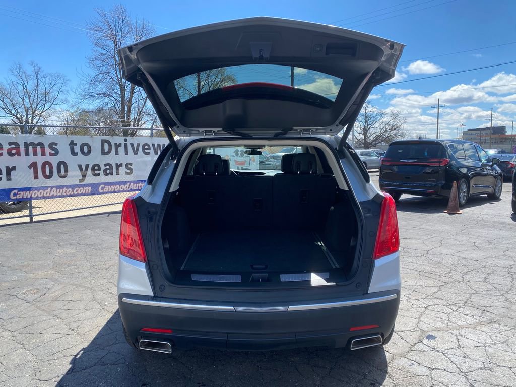 Used 2017 Cadillac XT5 Luxury image 4