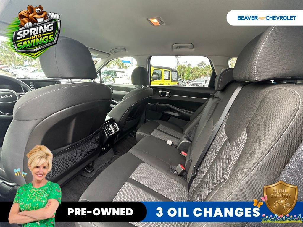 Used 2023 Kia Sorento LX image 15