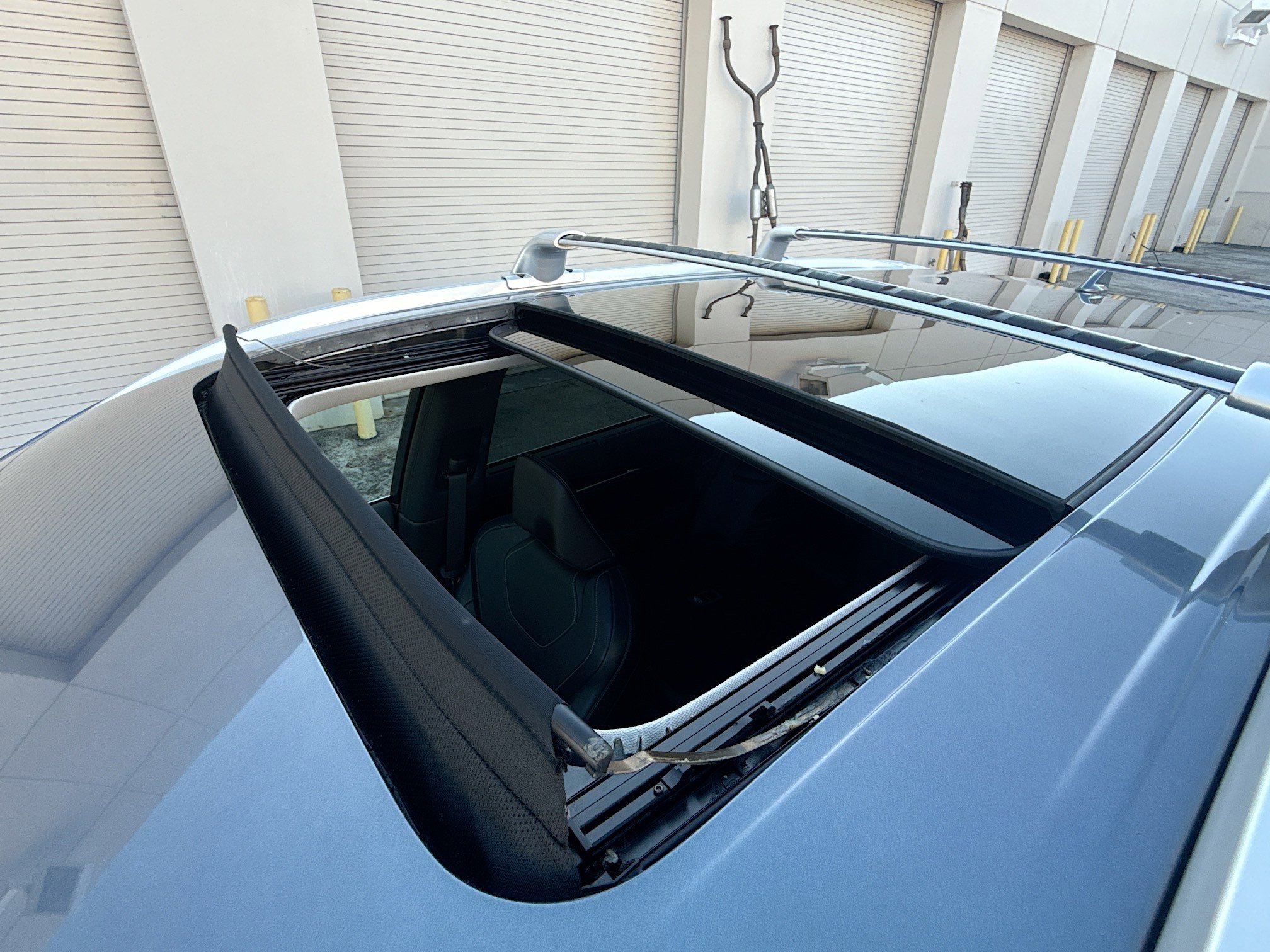 Used 2022 INFINITI QX60 Sensory w/ Cargo Package image 15