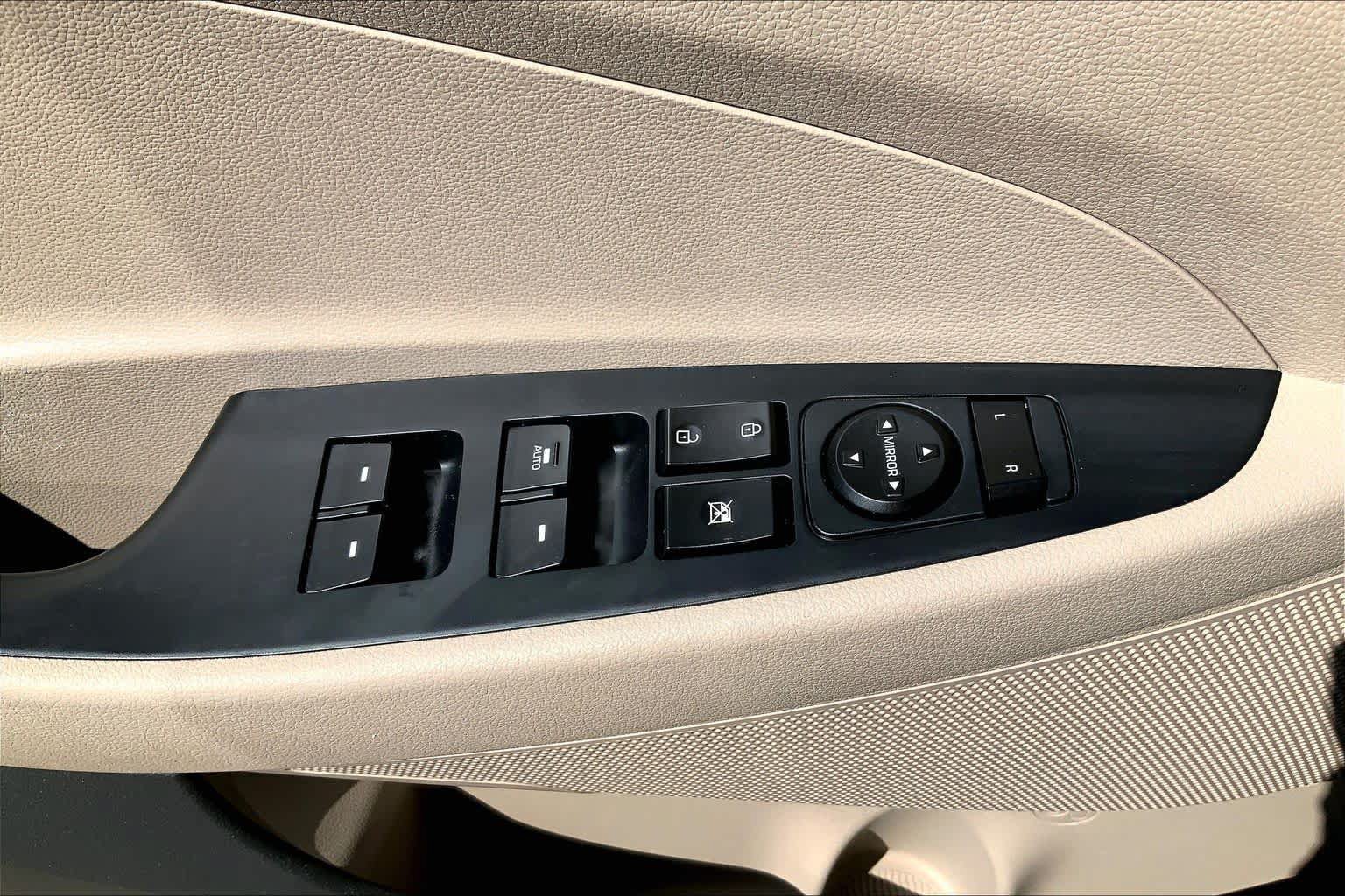 Used 2017 Hyundai Tucson SE w/ SE Popular Package 02 FWD image 35